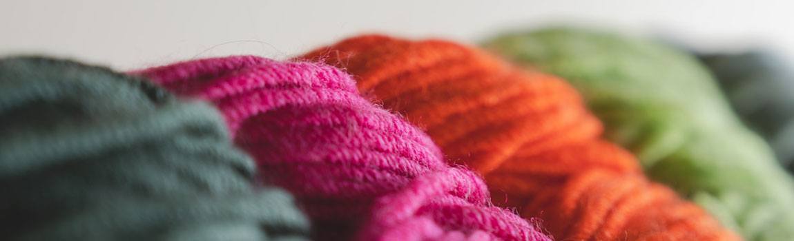 Angorawolle in unterschiedlichen Farben