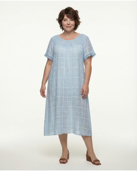 Baumwollkleid mit Spitze in blau von Spaziodonna