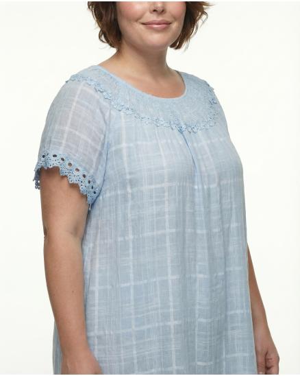 Baumwollkleid mit Spitze in blau von Spaziodonna