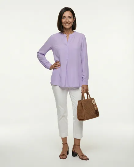 Bluse mit Stehkragen in helllila von Made in Italy