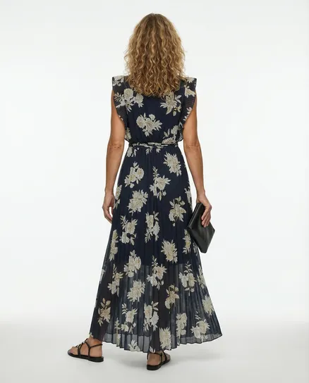 Chiffon Maxikleid mit Plissee in schwarz von Made in Italy