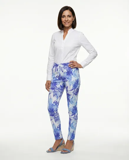 Crash Hose Floral in blau von Selected Touch