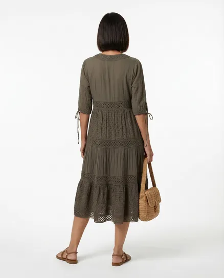 Empire Kleid mit Seide in braun von Donna