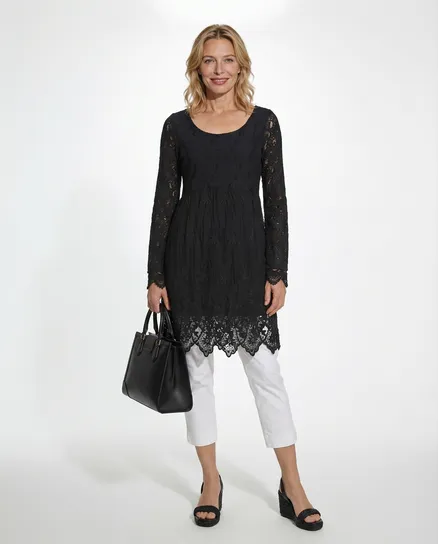 Empire Spitzenkleid in schwarz von Diana