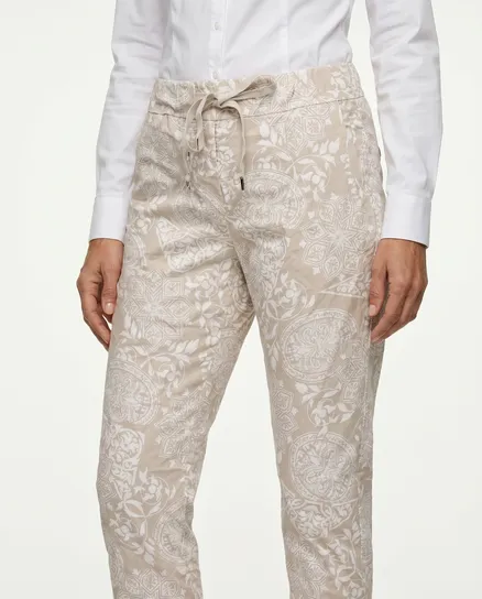 Hose Jogging-Stil Print in beige von Livans