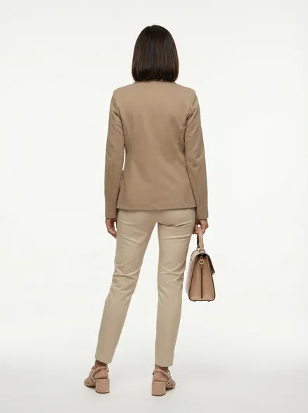 Jersey Blazer tailliert in camel von fashion made in italy