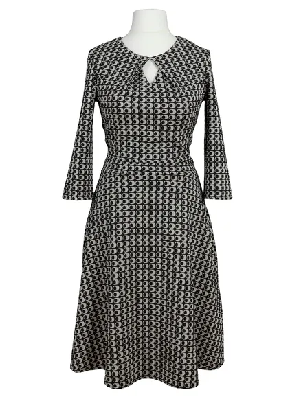 Jerseykleid in schwarz von Egerie Paris