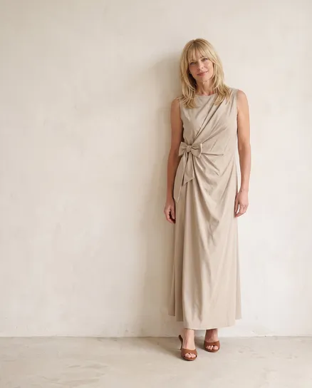Jerseykleid Wickeloptik in beige von Made in Italy