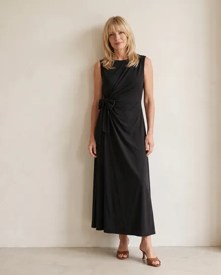 Jerseykleid Wickeloptik in schwarz von Made in Italy
