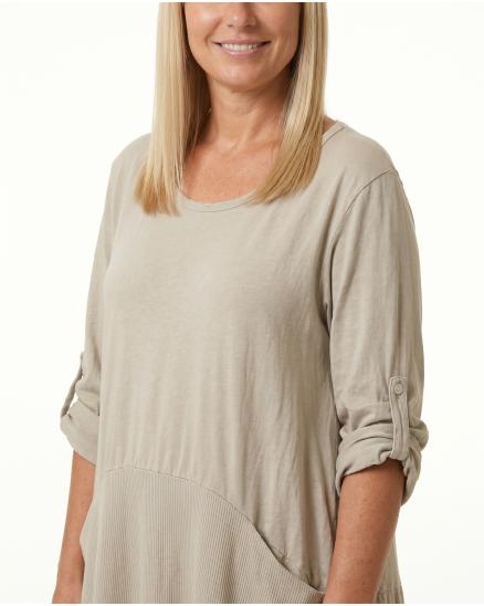 Kleid Ballonschnitt in beige von Spaziodonna