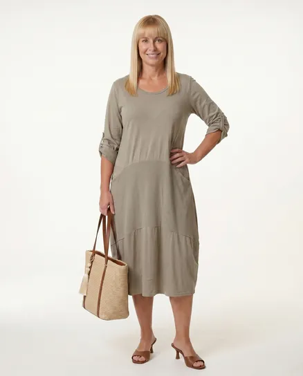 Kleid Ballonschnitt in braun von Spaziodonna