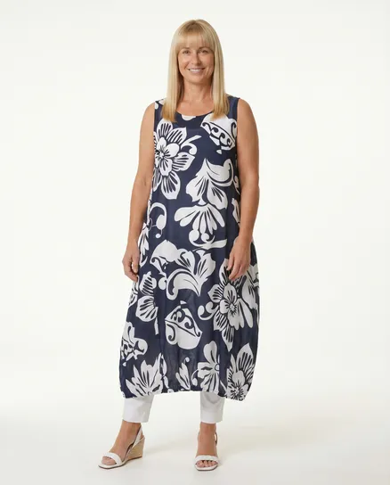Kleid mit Blumen in blau von Made in Italy