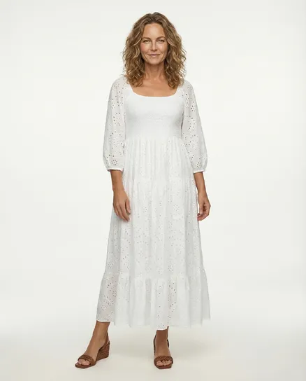 Kleid mit Lochspitze in wei� von H. Trend
