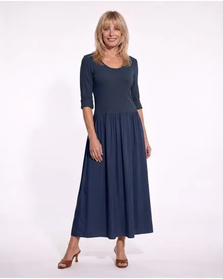 Kleid mit Seide in blau von Selected Touch