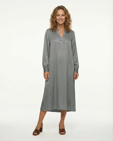 Kleid mit Seide in grau von Style Touch