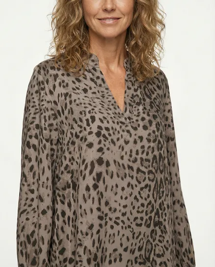 Kleid mit Seide Leoprint in braun von Style Touch