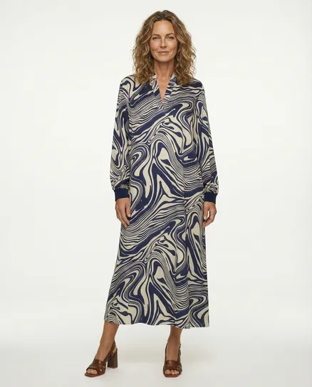 Kleid mit Seide Swirl-Print in blau von Style Touch