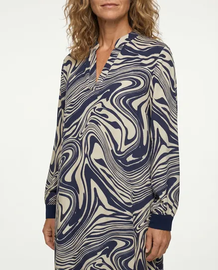 Kleid mit Seide Swirl-Print in blau von Style Touch