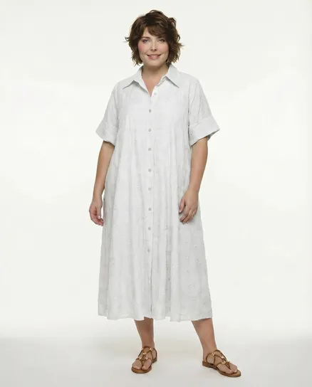 Kleid mit Stickerei in wei� von H. Trend