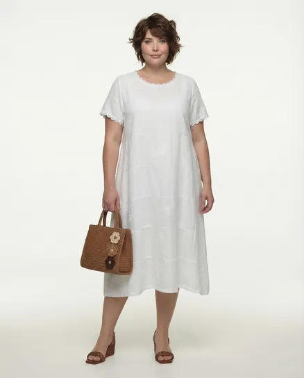 Kleid Stickerei A-Linie in wei� von Spaziodonna