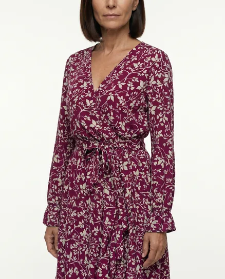 Kleid Wickeloptik in beere von Made in Italy