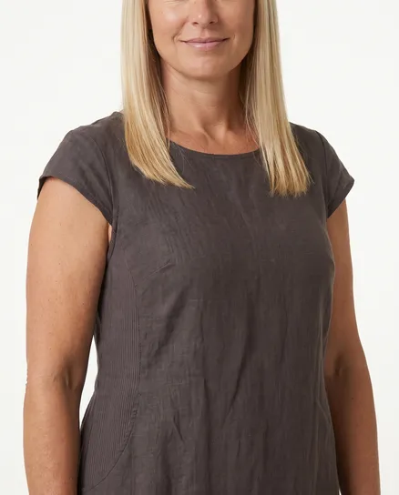 Leinenkleid Basic in braun von Puro Lino