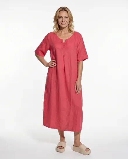Leinenkleid mit Spitze in rot von Puro Lino