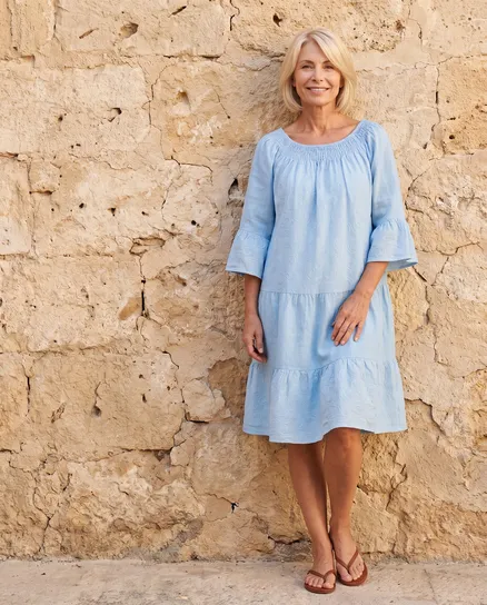 Leinenkleid mit Stickerei in hellblau von Puro Lino