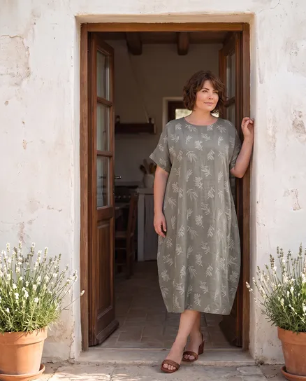 Leinenkleid Print in braun von Puro Lino
