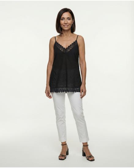 Leinentop mit Spitze in schwarz von New Collection