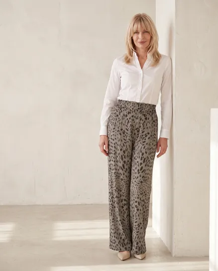 Marlenehose Leo mit Seide in braun von Style Touch