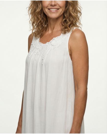 Maxikleid mit Seide in weiss von Selected Touch