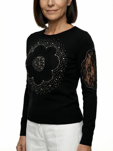 Pullover mit Spitze in schwarz von Memory & Co