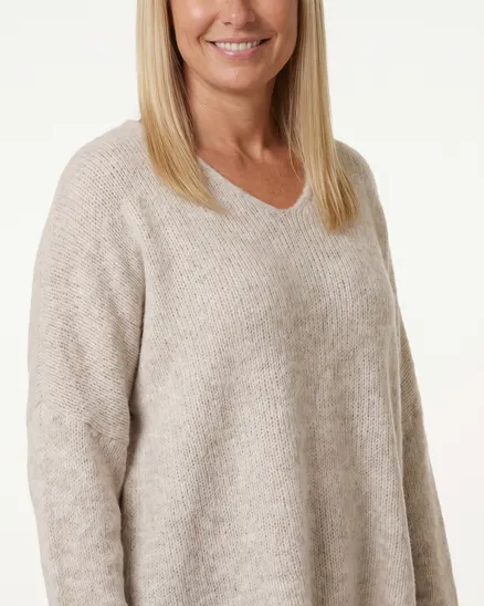 Pullover Oversize in beige von IMPRESS