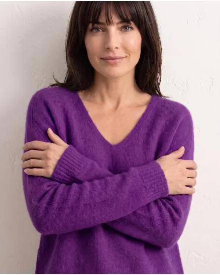 Pullover V-Ausschnitt in lila von Made in Italy