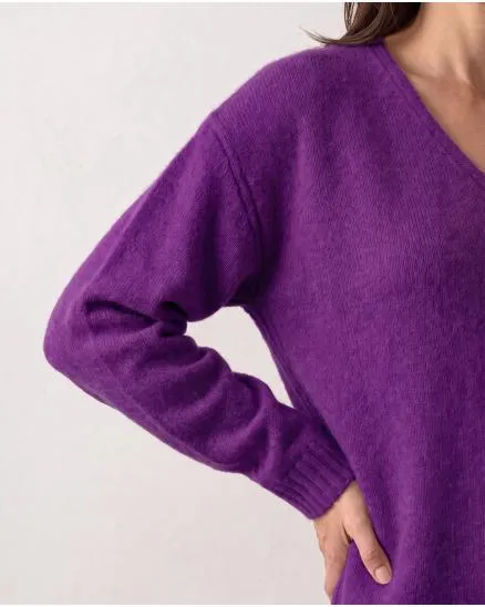 Pullover V-Ausschnitt in lila von Made in Italy