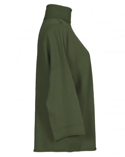 Rollkragenpullover Kastenform in oliv von Made in Italy