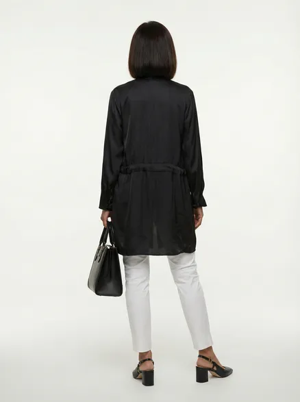 Satin Jacke mit Seide in schwarz von XUNA
