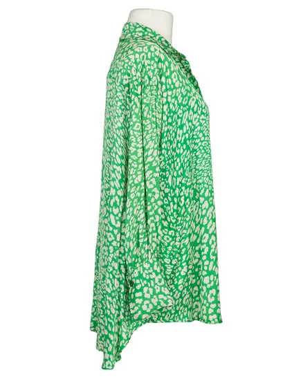 Satinbluse mit Seide Leo Print in gr�n von Made in Italy