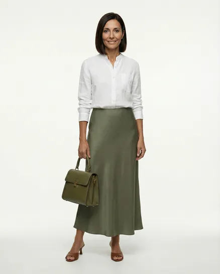 Satinrock mit Seide in khaki von Selected Touch