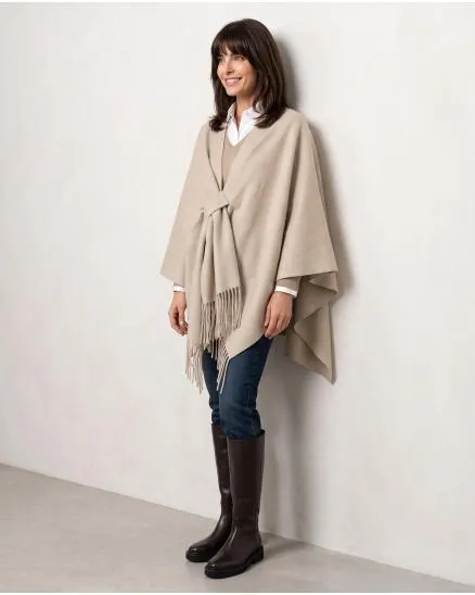 Schultertuch mit Fransen in beige von Moda Italia
