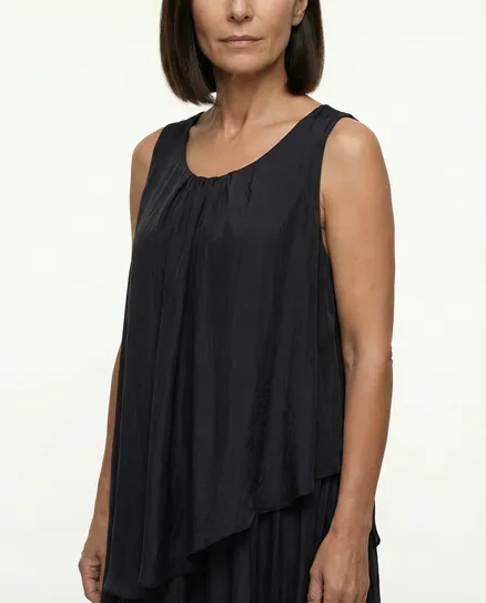 Seidentunika Lagenlook in schwarz von Spaziodonna