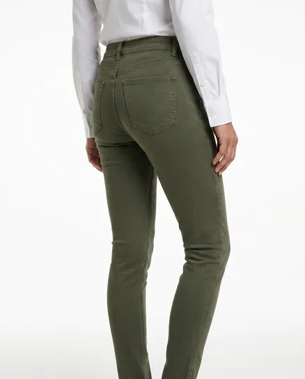 Skinny Hose Stretch in oliv von N.Carter