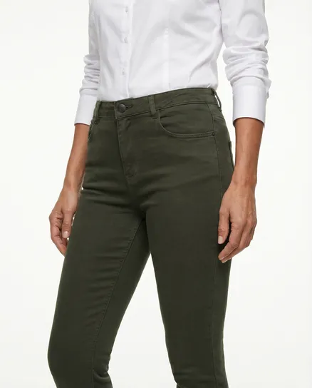 Skinny Hose Stretch in oliv von N.Carter