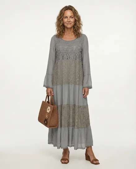 Spitzenkleid mit Seide in braun von Spaziodonna