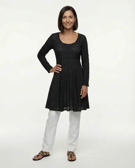 Spitzentunika in schwarz von FASHION