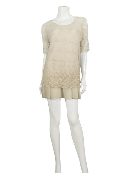 Spitzentunika mit Seide in beige von Spaziodonna