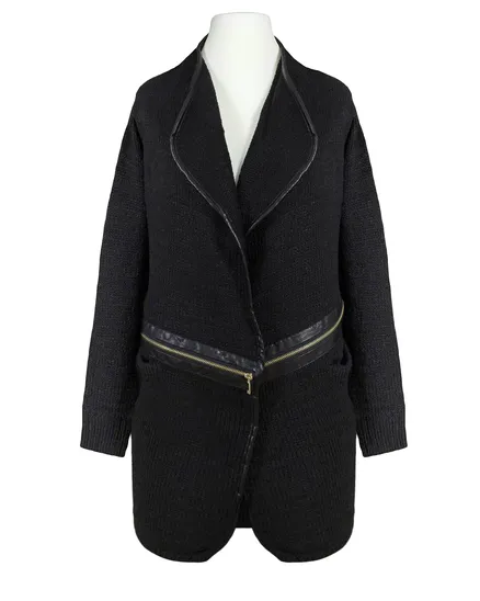 Strickh�lle in schwarz von SENES Paris