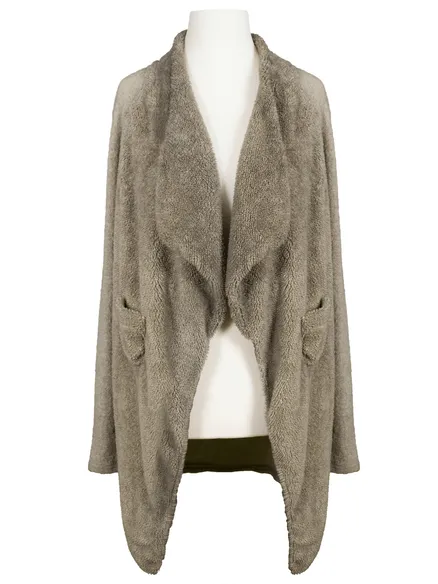 Strickh�lle mit Pl�sch in taupe von Spaziodonna