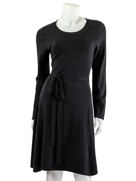 Strickkleid in schwarz von XUNA